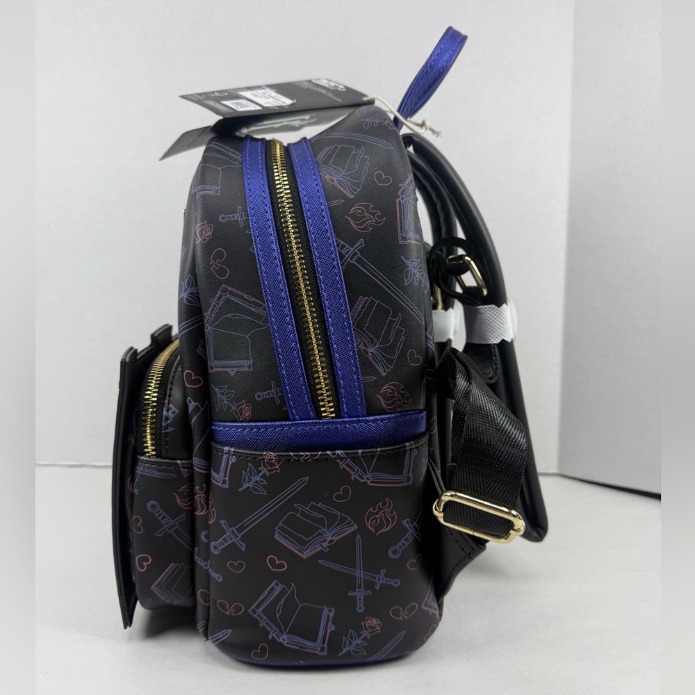 Romantasy Books Loungefly Mini Backpack Books-A-Million Exclusive - Picture 14 of 14